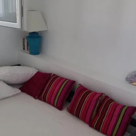 Apartment T3 Vue Sur Mer, Renove A Neuf, 4 A 6 Pers,65 M2-500 M De La