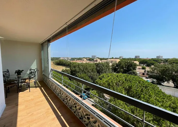 T3 Vue Sur Mer, Renove A Neuf, 4 A 6 Pers,65 M2-500 M De La *