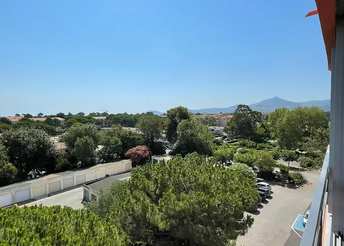 T3 Vue Sur Mer, Renove A Neuf, 4 A 6 Pers,65 M2-500 M De La *